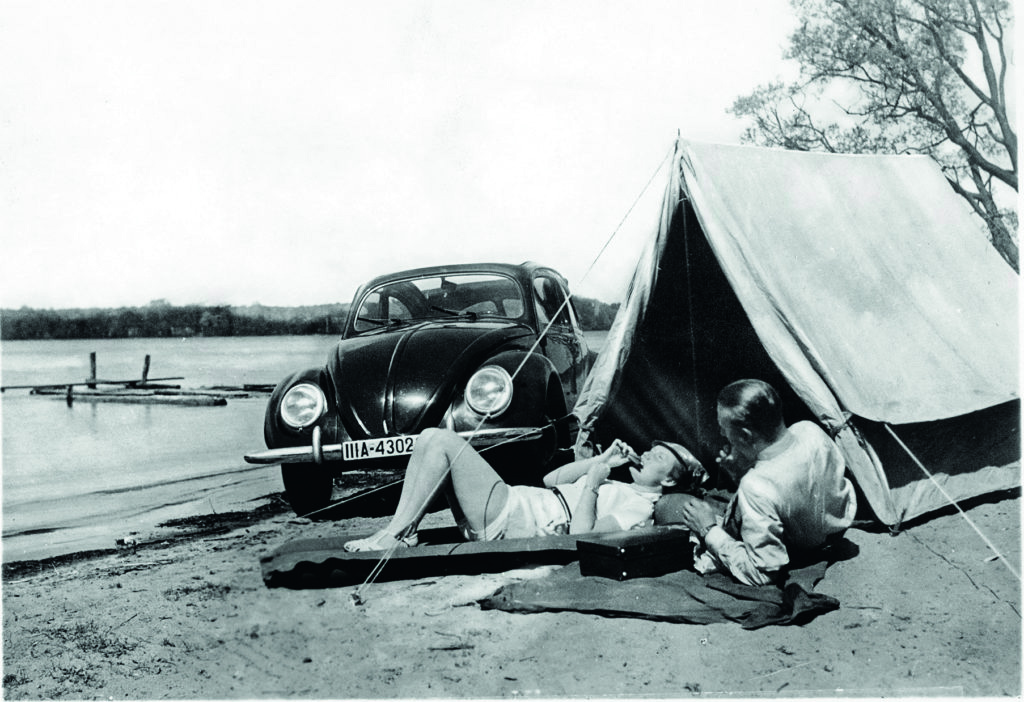 Volkswagen-Propaganda-WWII-1024x702.jpg