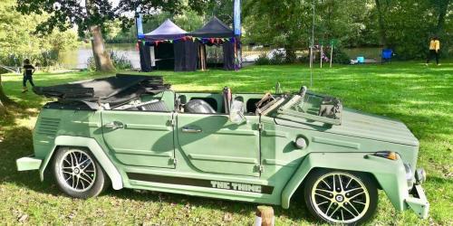 Anton's 1971 Volkswagen T181 Trekker/Thing